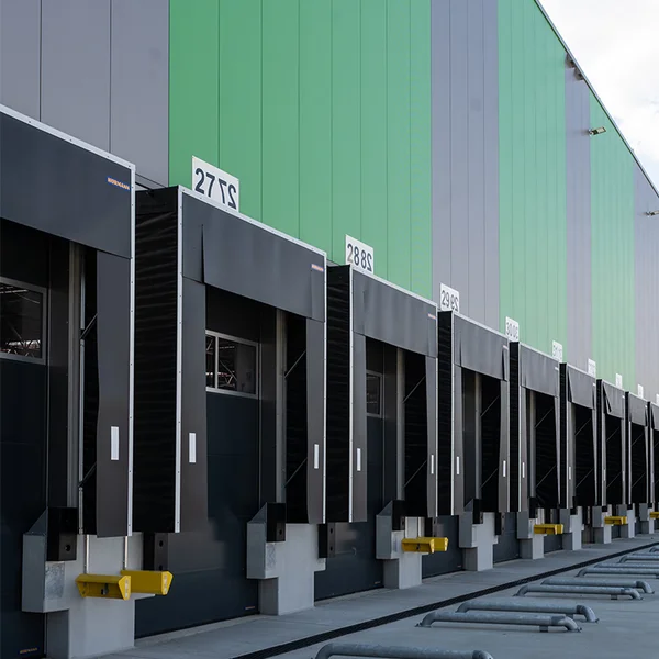 Laderampen NORDWEST Handel AG Logistikzentrum Alsfeld
