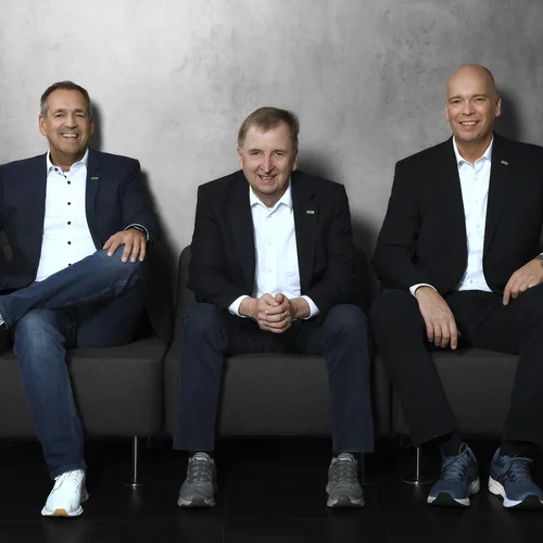 NORDWEST Handel AG Executive Board Members: Michael Rolf, Jörg Simon, Thorsten Sega