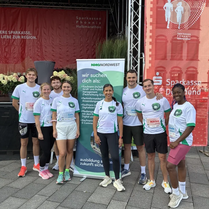Das NORDWEST-Laufteam nahm auch 2026 am Sparkassen-Phoenix-Halbmarathon teil und setzte gemeinsam ein Zeichen für Teamgeist, Bewegung und Zusammenhalt. 